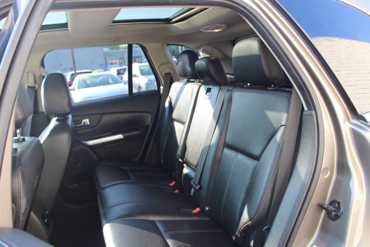 Used 2013 Ford Edge Limited image 15