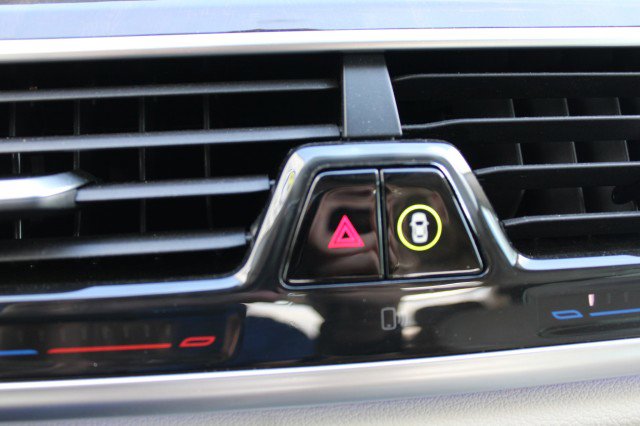 Used 2016 BMW 750i xDrive image 56