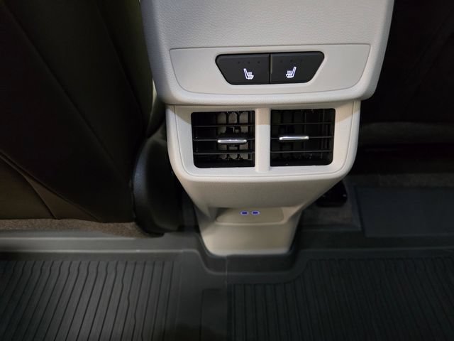 Used 2026 GMC Terrain Denali AWD/4WD image 33