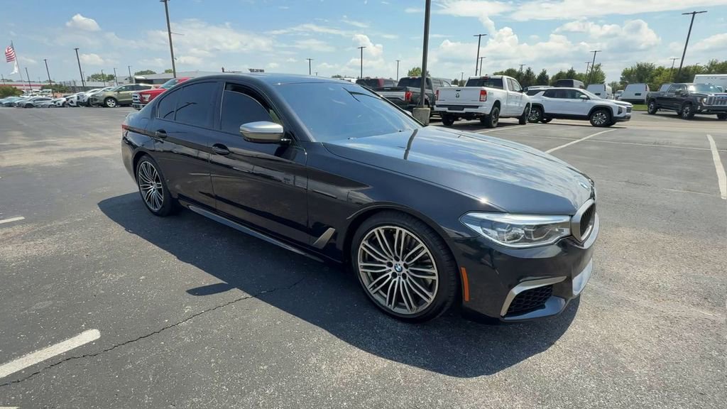 Used 2020 BMW M550i xDrive image 2