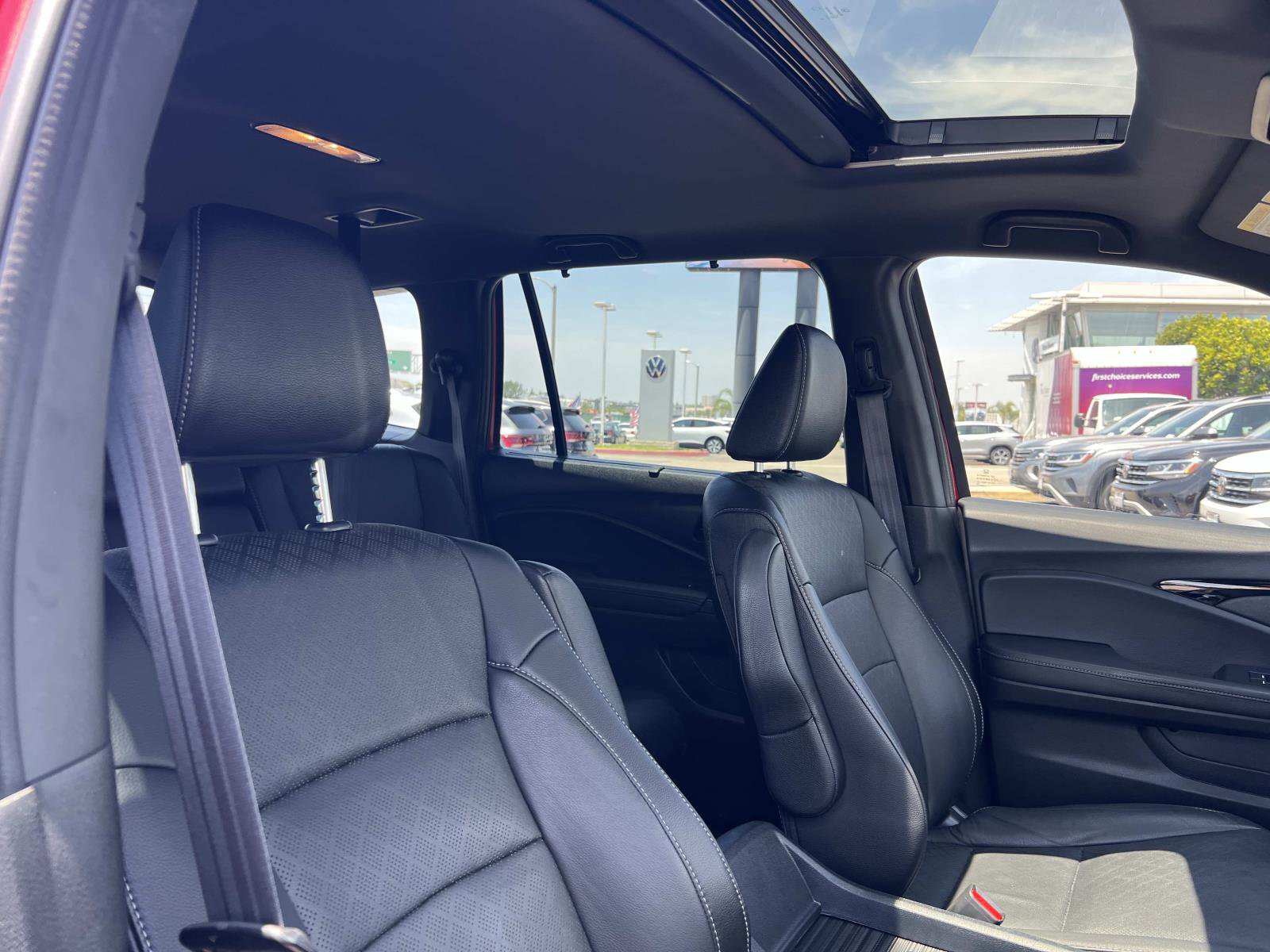 Used 2023 Honda Passport Elite image 32