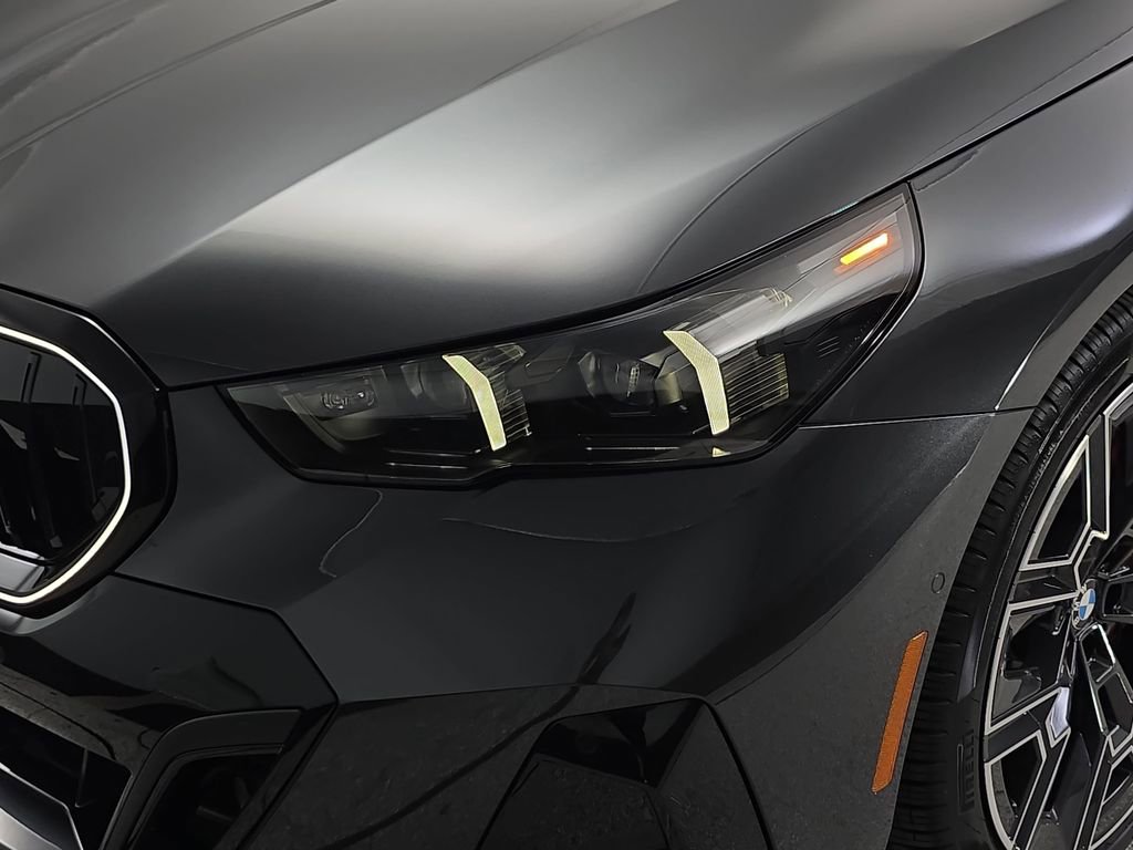 New 2026 BMW 540i xDrive AWD/4WD image 31