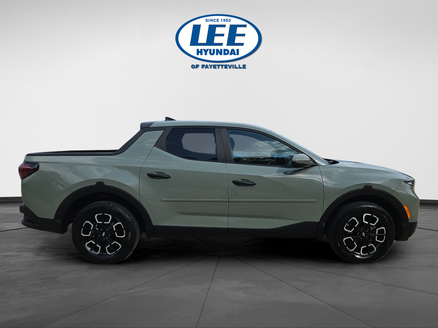 Certified 2024 Hyundai Santa Cruz SEL FWD image 2