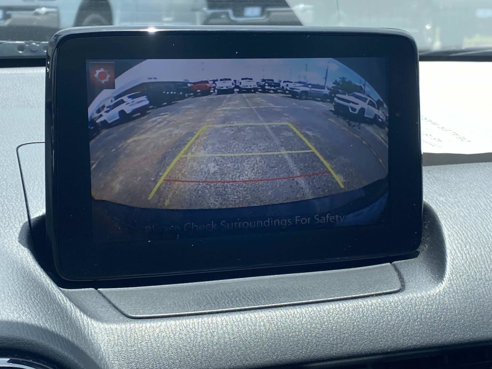 Used 2020 Toyota Yaris LE FWD image 28