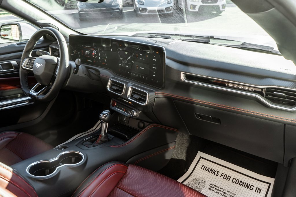 Used 2024 Ford Mustang Premium image 10