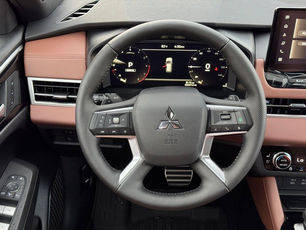 New 2025 Mitsubishi Outlander SEL image 19