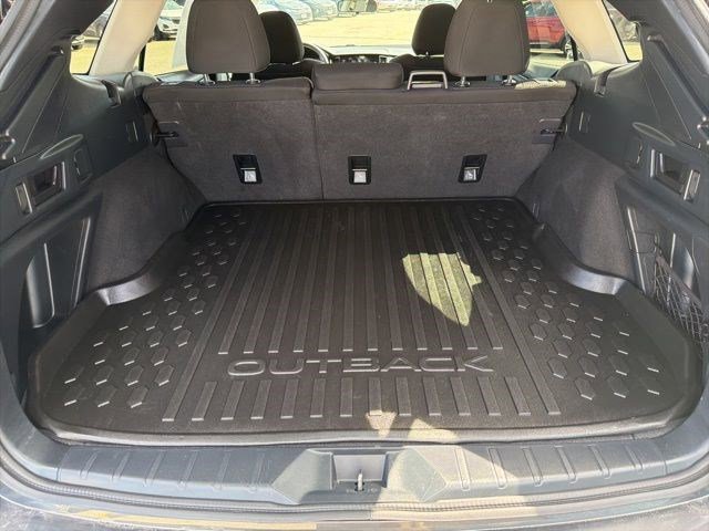 Used 2024 Subaru Outback Premium image 16