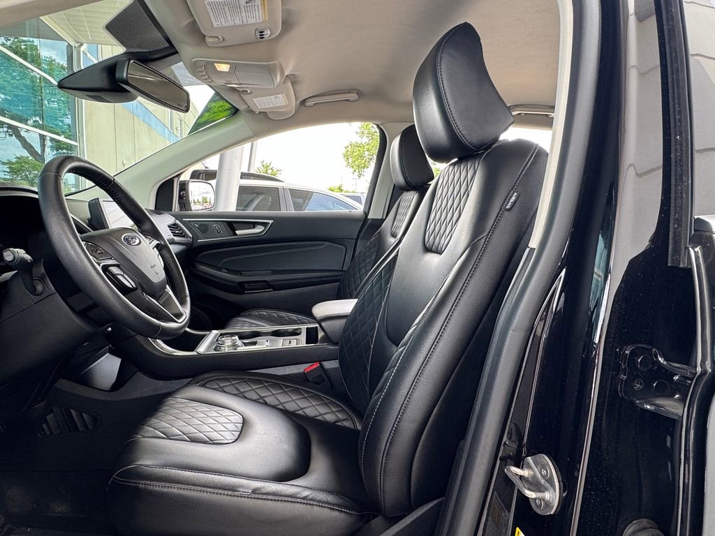 Used 2024 Ford Edge Titanium AWD/4WD image 18
