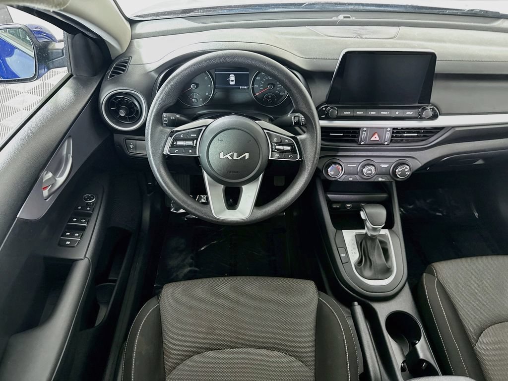 Used 2024 Kia Forte LXS FWD image 3