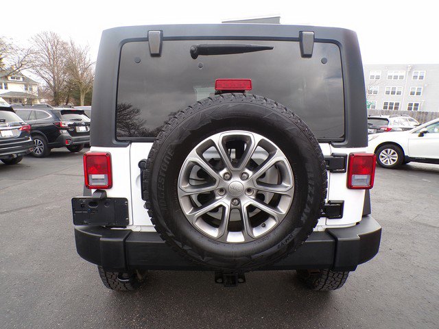 Used 2014 Jeep Wrangler Unlimited Sport w/ Connectivity Group image 9