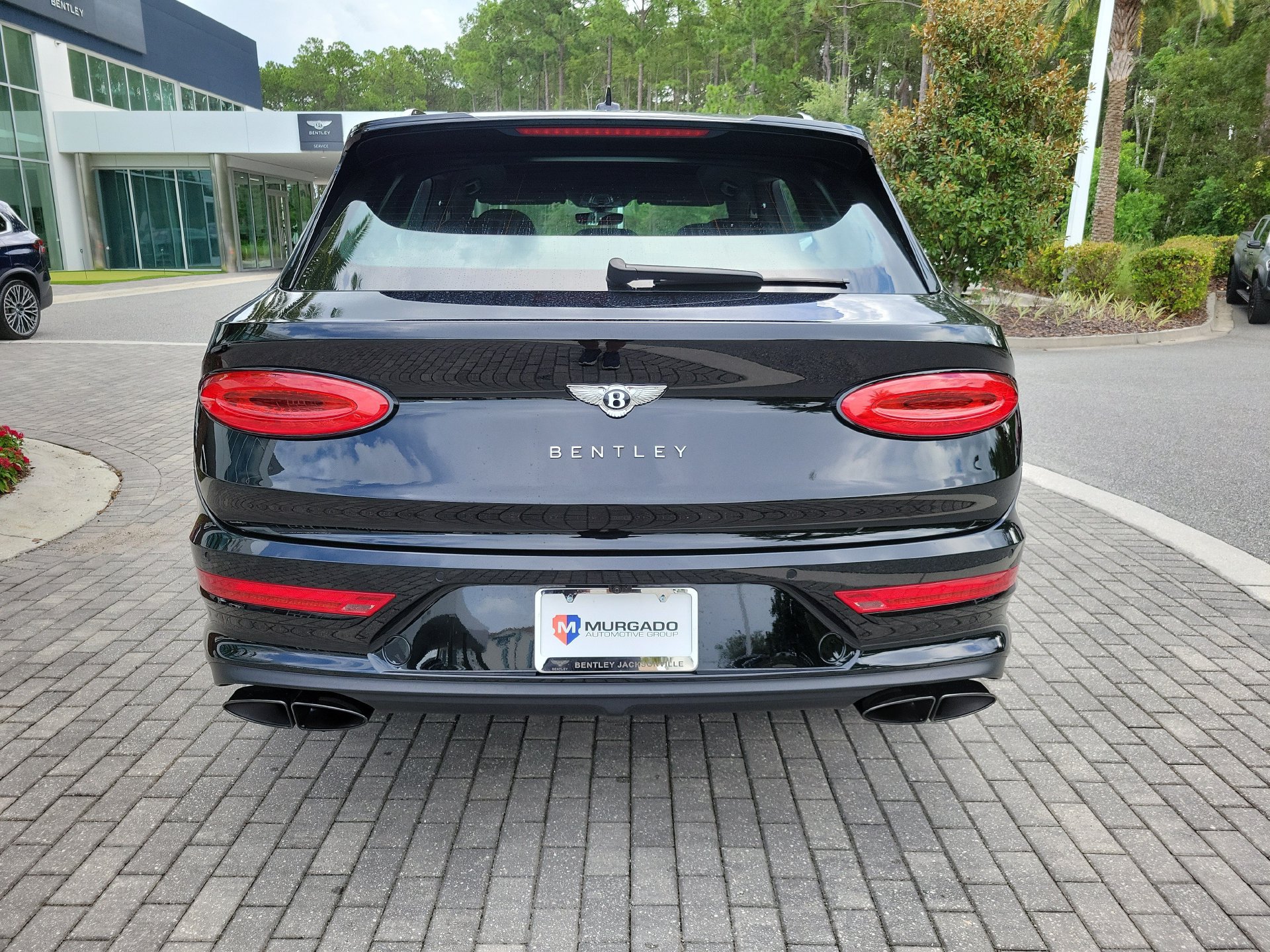 Certified 2023 Bentley Bentayga AWD/4WD image 18