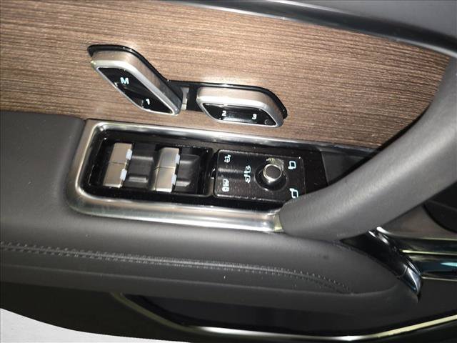 New 2026 Land Rover Range Rover SE AWD/4WD image 26