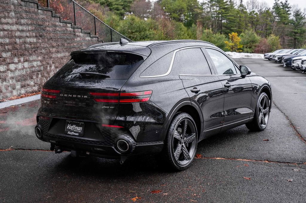 Used 2025 Genesis GV70 3.5T Sport w/ Sport Prestige Package image 4