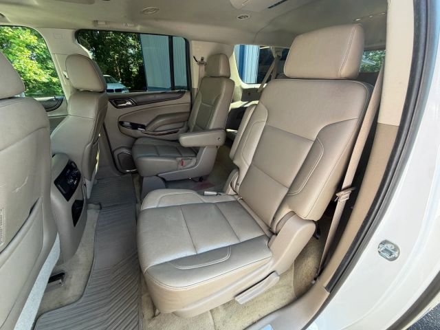 Used 2016 GMC Yukon XL SLT w/ Open Road Package AWD/4WD image 10