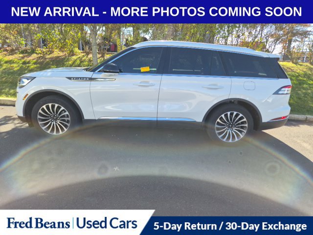 Used 2023 Lincoln Aviator Reserve w/ Elements Package Plus AWD/4WD image 4