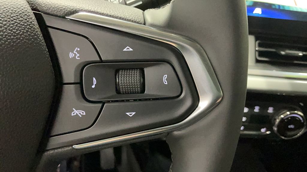 New 2026 Chevrolet Trax LT image 11