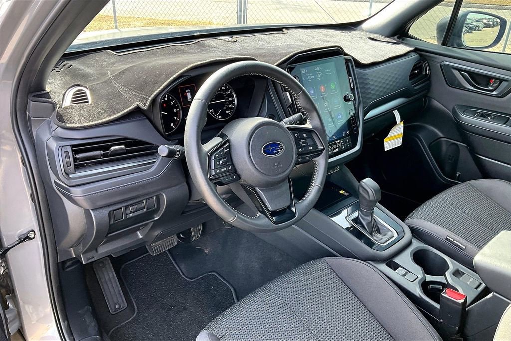 Used 2025 Subaru Forester Premium image 17