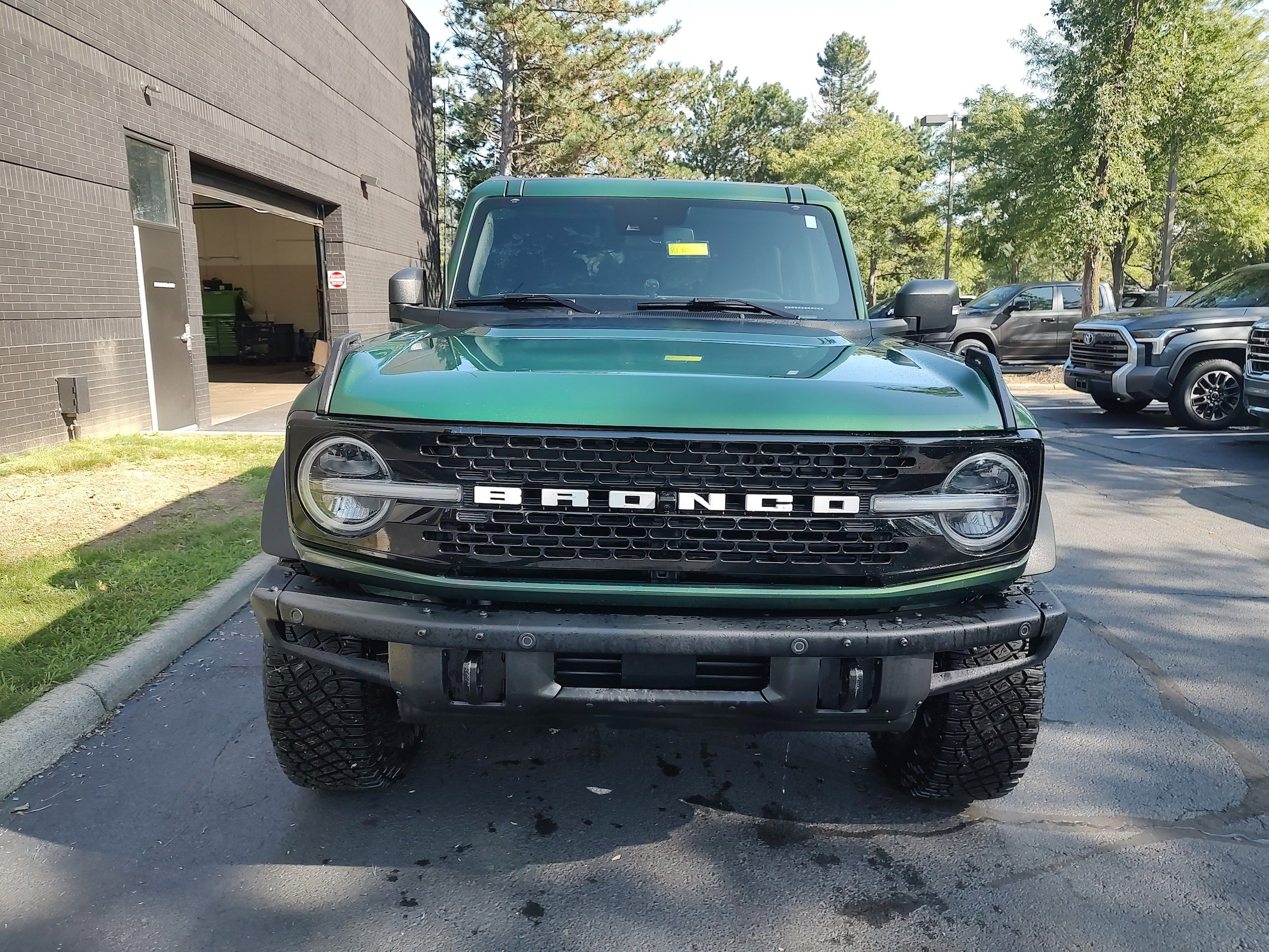 Used 2024 Ford Bronco Wildtrak AWD/4WD image 2