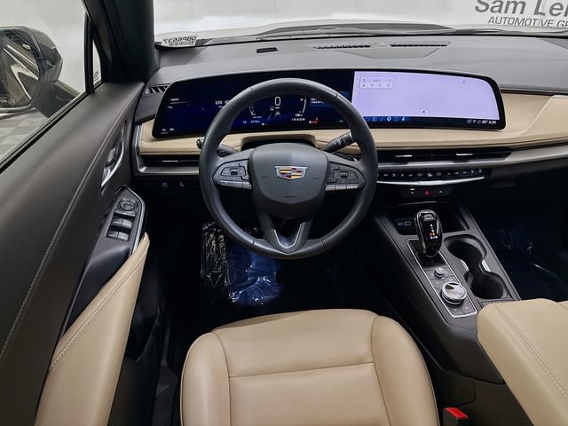 Used 2024 Cadillac XT4 Luxury FWD image 22