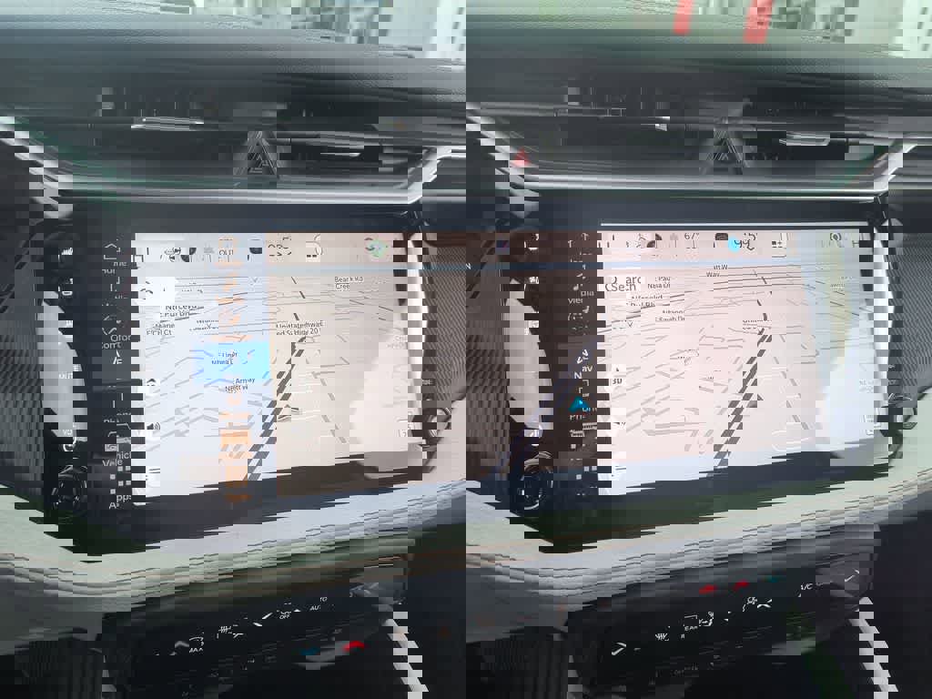 New 2026 Jeep Cherokee Overland w/ Trailer Tow Group image 18