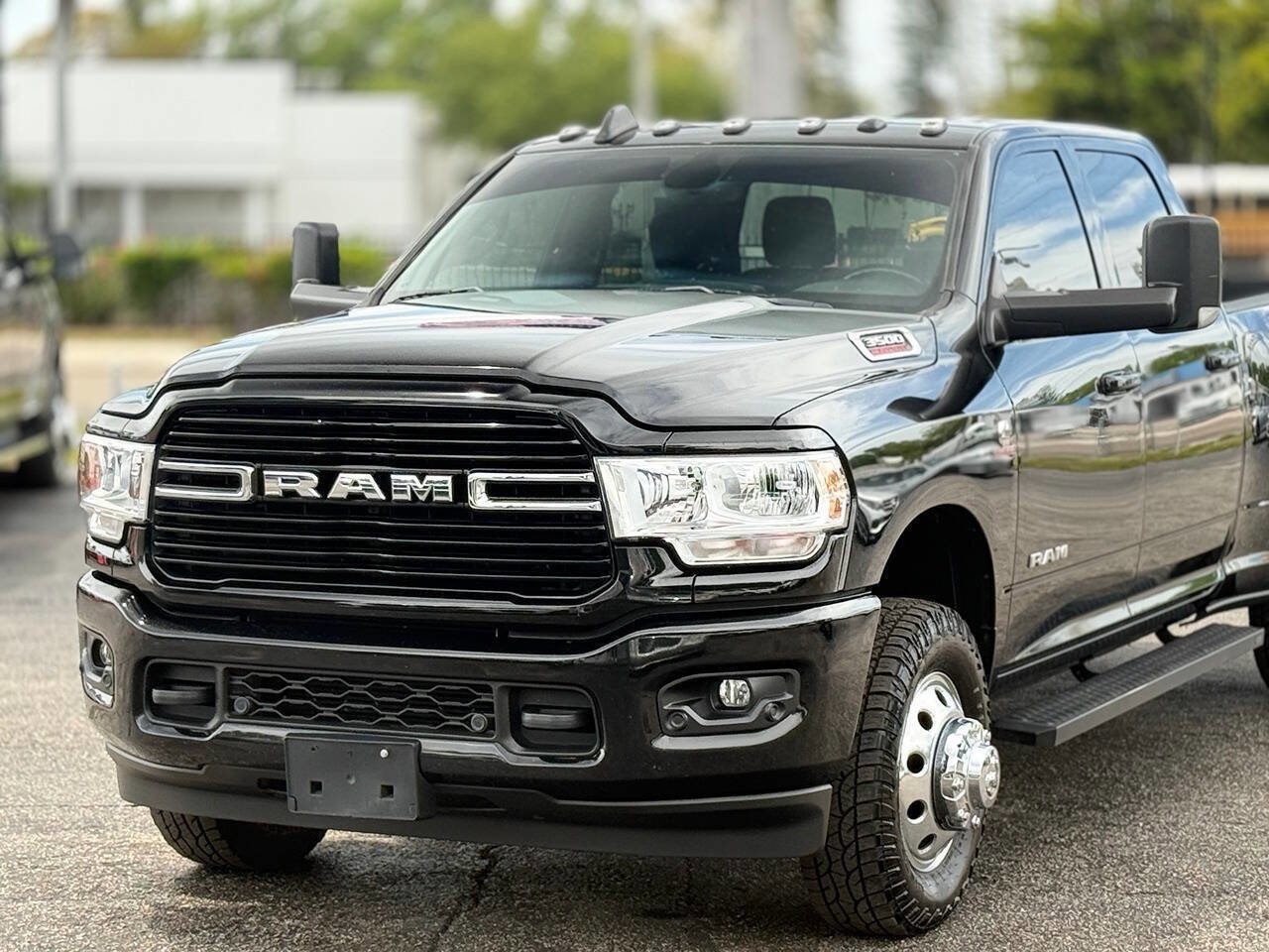 Used 2020 RAM 3500 Lone Star w/ Level 1 Equipment Group image 2