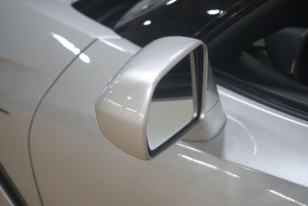 Used 2014 Chevrolet Corvette Stingray Convertible w/ 2LT Preferred Equipment Group RWD image 15