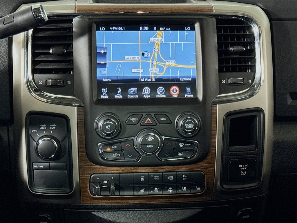Used 2014 RAM 2500 Laramie w/ Convenience Group AWD/4WD image 10