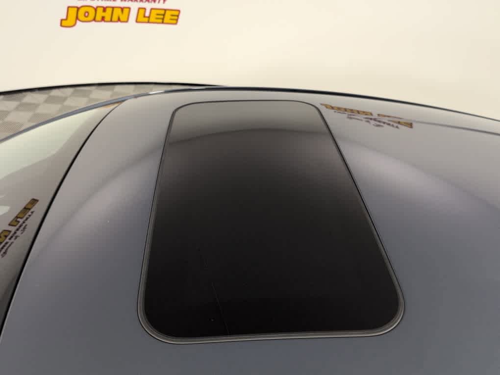 Used 2022 MAZDA MAZDA3 s FWD image 12