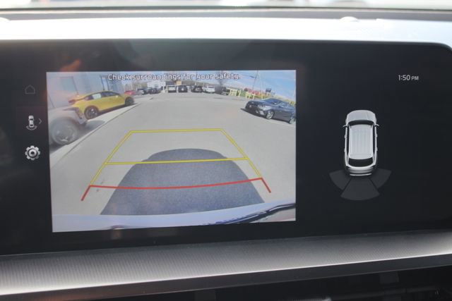 Used 2024 Kia Telluride S w/ S Sunroof Package image 8