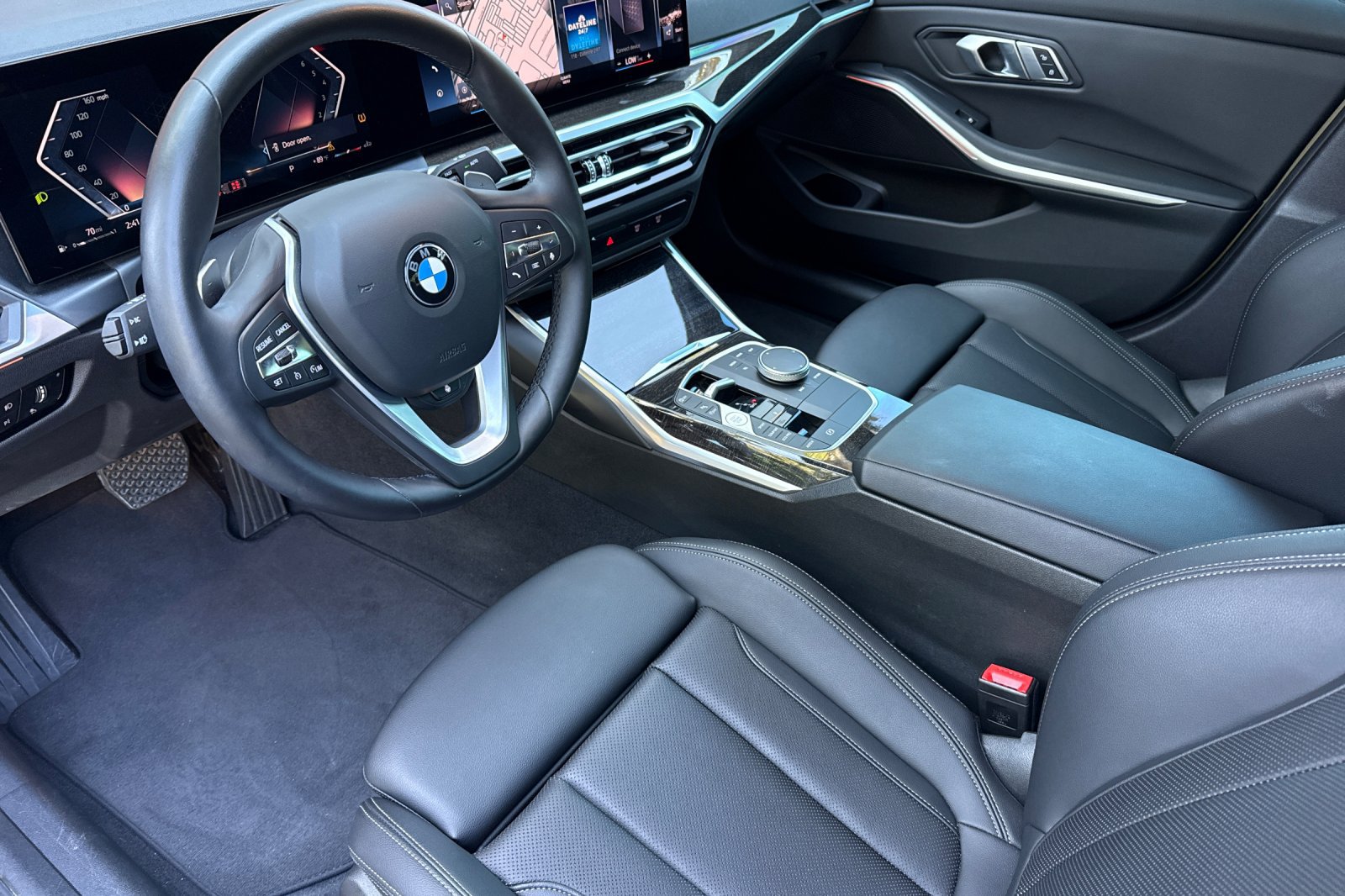 Used 2023 BMW 330i Sedan w/ Convenience Package RWD image 11