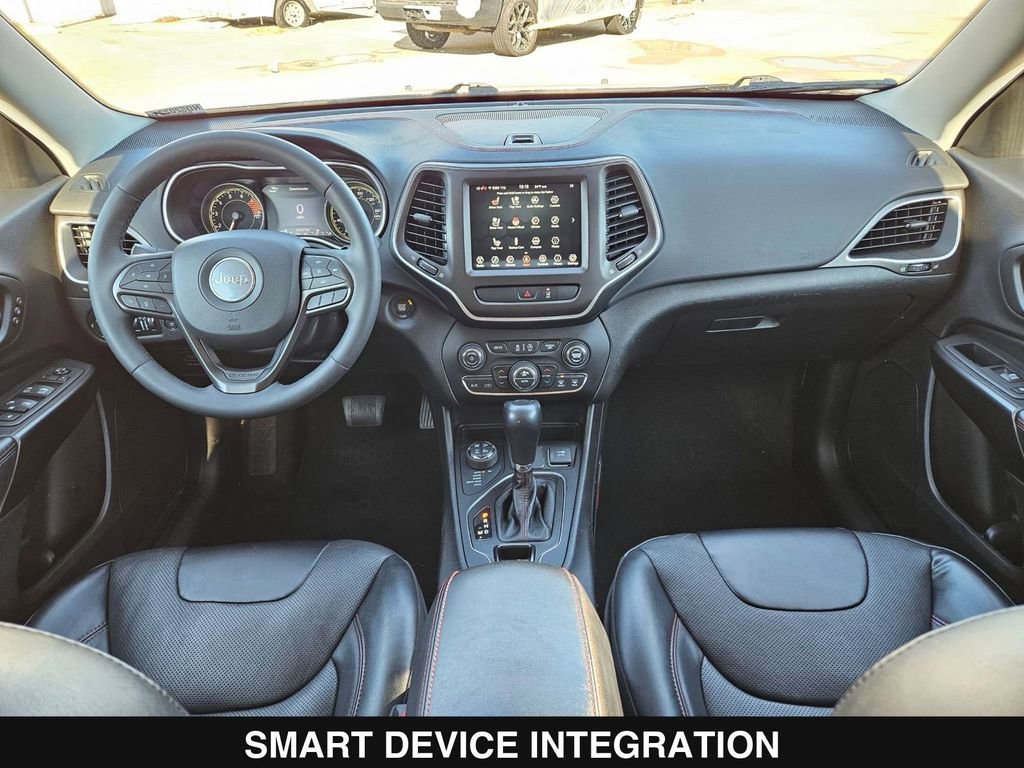 Used 2022 Jeep Cherokee Trailhawk w/ Premium Leather Package image 17