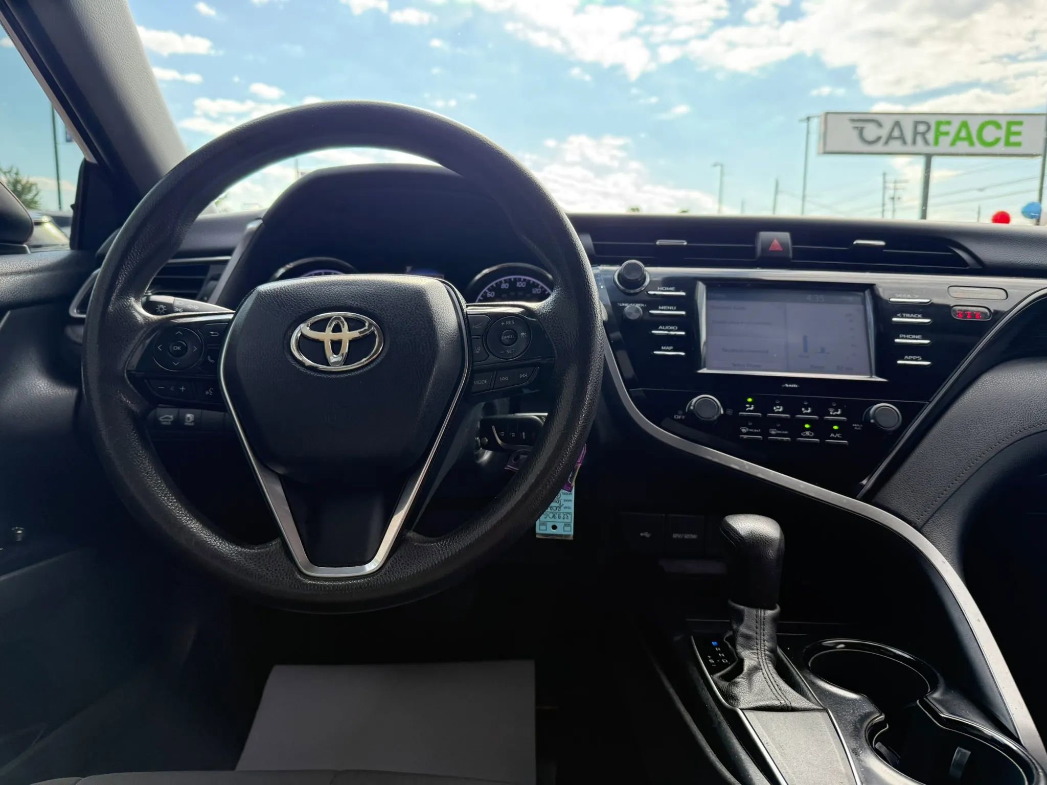 Used 2020 Toyota Camry LE FWD image 26