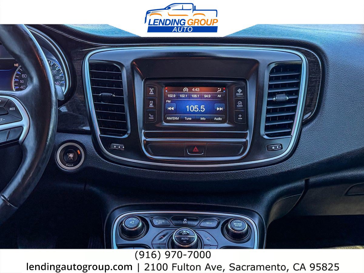 Used 2015 Chrysler 200 C FWD image 12