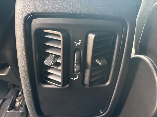 Used 2023 Dodge Durango GT image 16