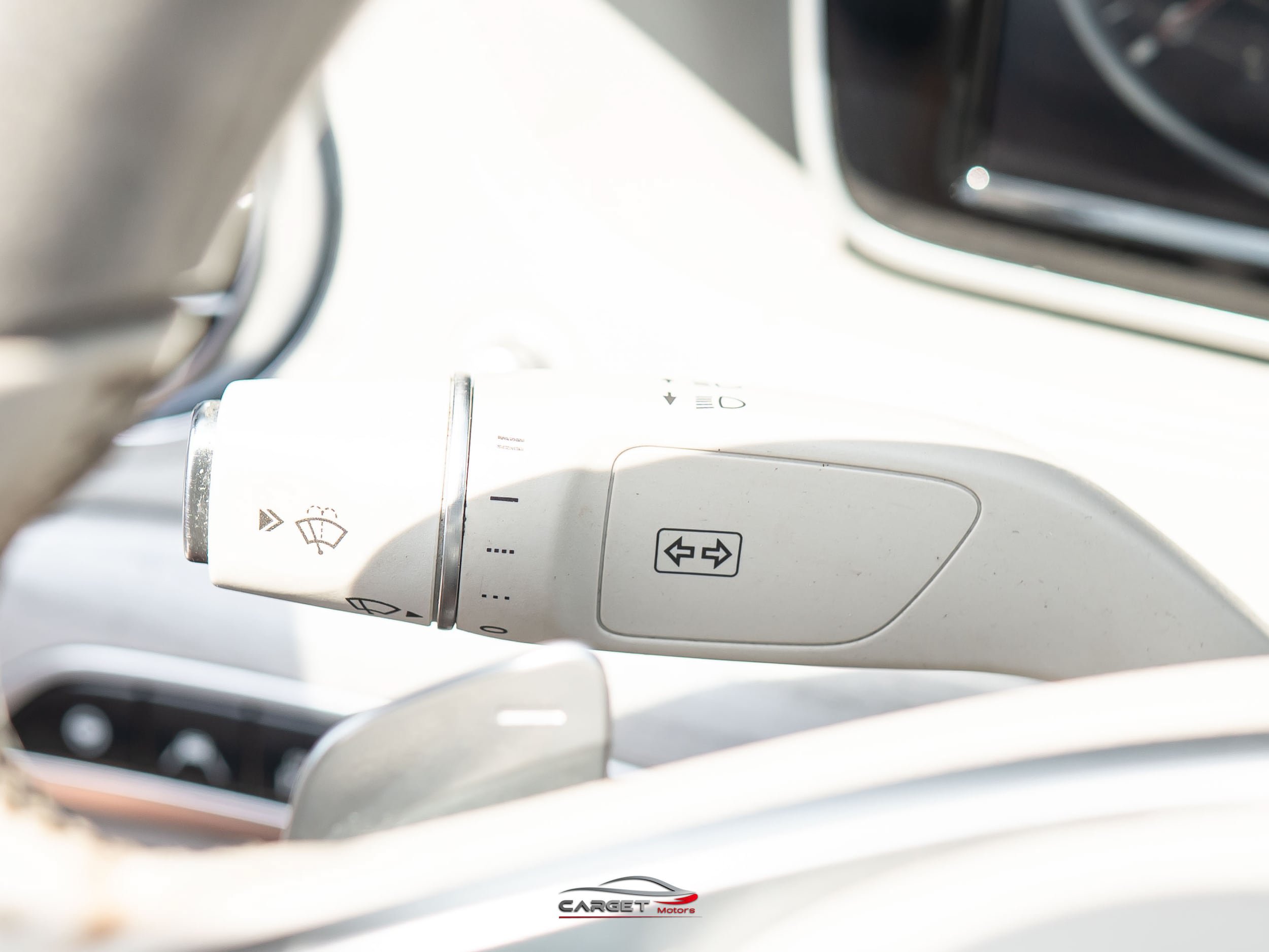 Used 2016 Mercedes-Benz S 550 4MATIC Sedan image 29