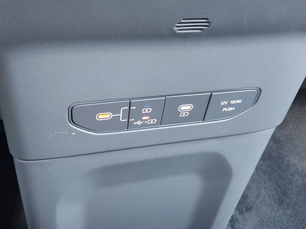 New 2026 Kia EV9 Land image 25