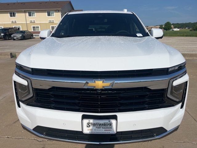 New 2025 Chevrolet Suburban LS image 14