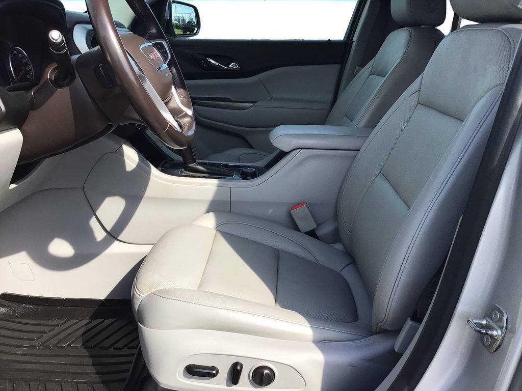Used 2019 GMC Acadia SLT AWD/4WD image 9