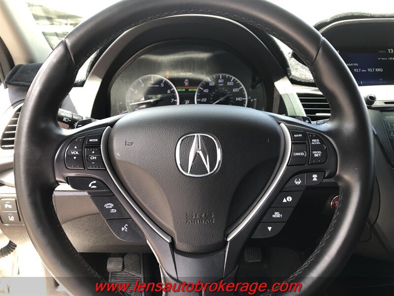 Used 2017 Acura RDX w/ Advance Package AWD/4WD image 13