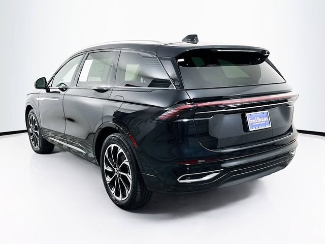 Certified 2024 Lincoln Nautilus Reserve w/ Equipment Group 202A AWD/4WD image 5