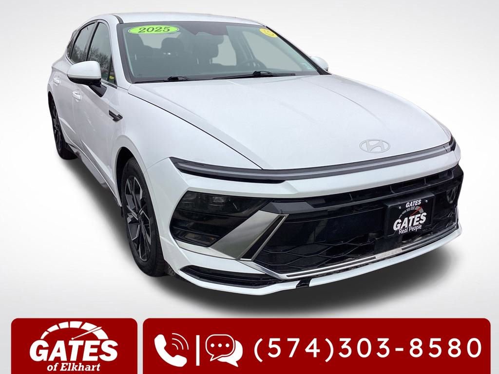 Used 2025 Hyundai Sonata SEL image 1