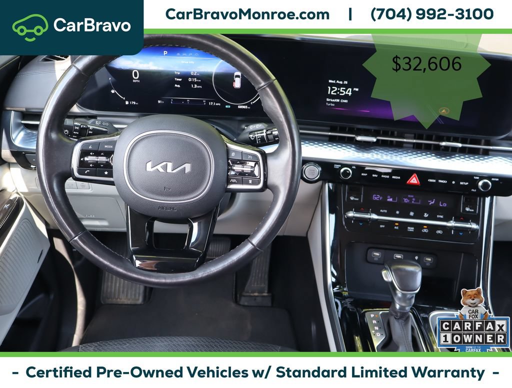 Used 2023 Kia Carnival SX Prestige FWD image 22