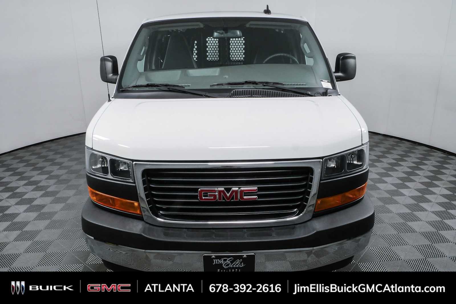 Used 2024 GMC Savana 2500 w/ Driver Convenience Package RWD image 18