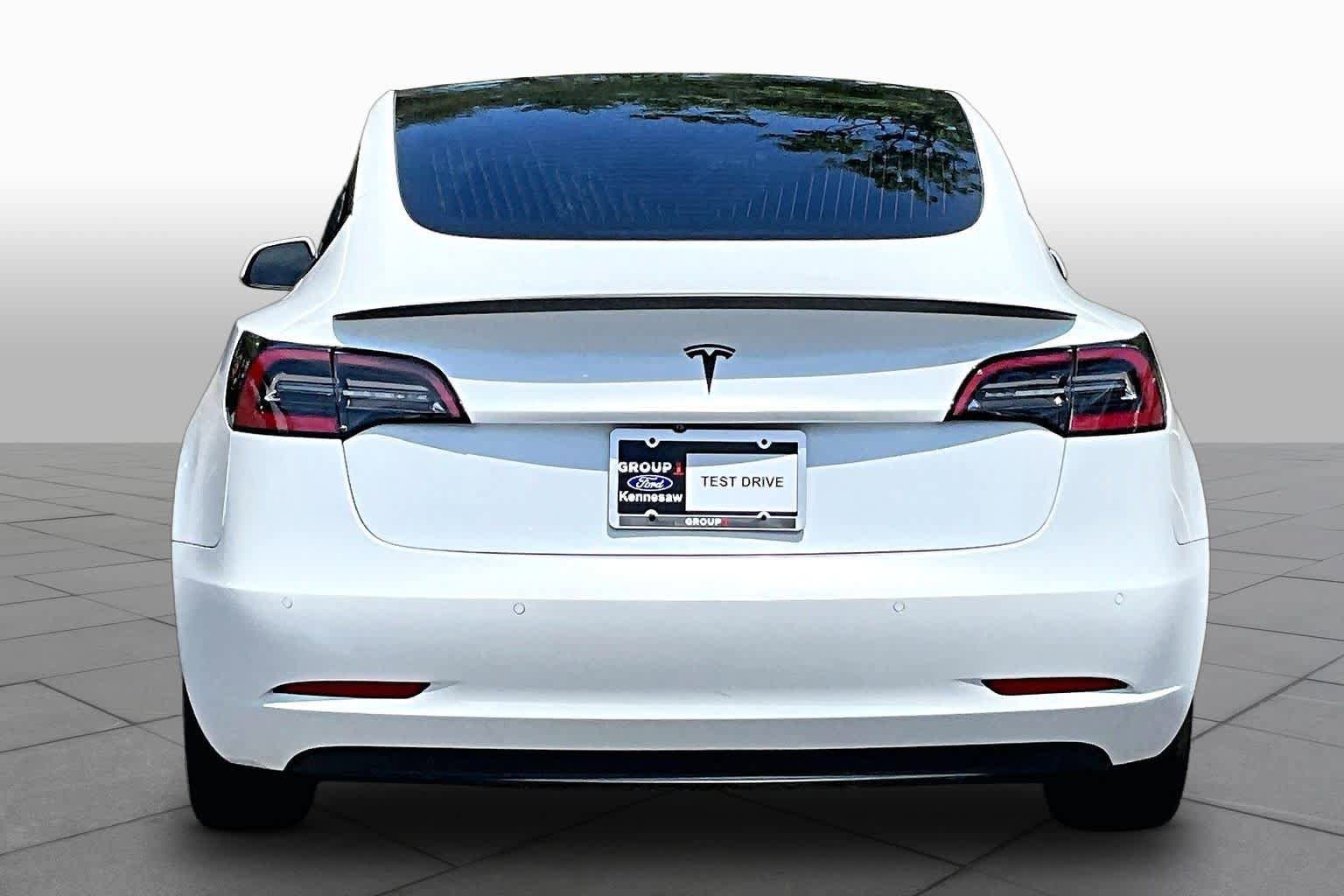 Used 2019 Tesla Model 3 Standard Range RWD image 4