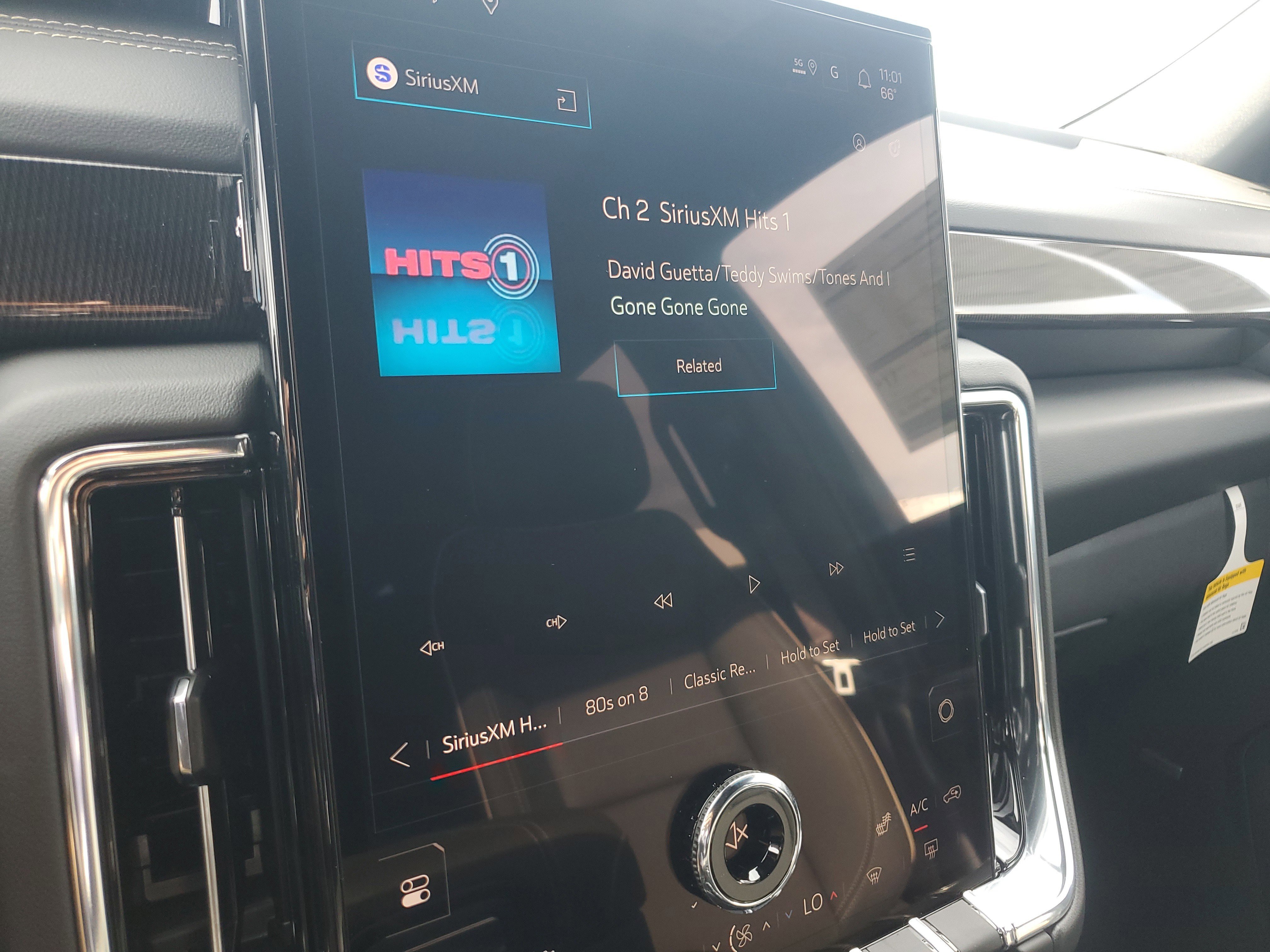 New 2026 GMC Yukon Elevation image 25