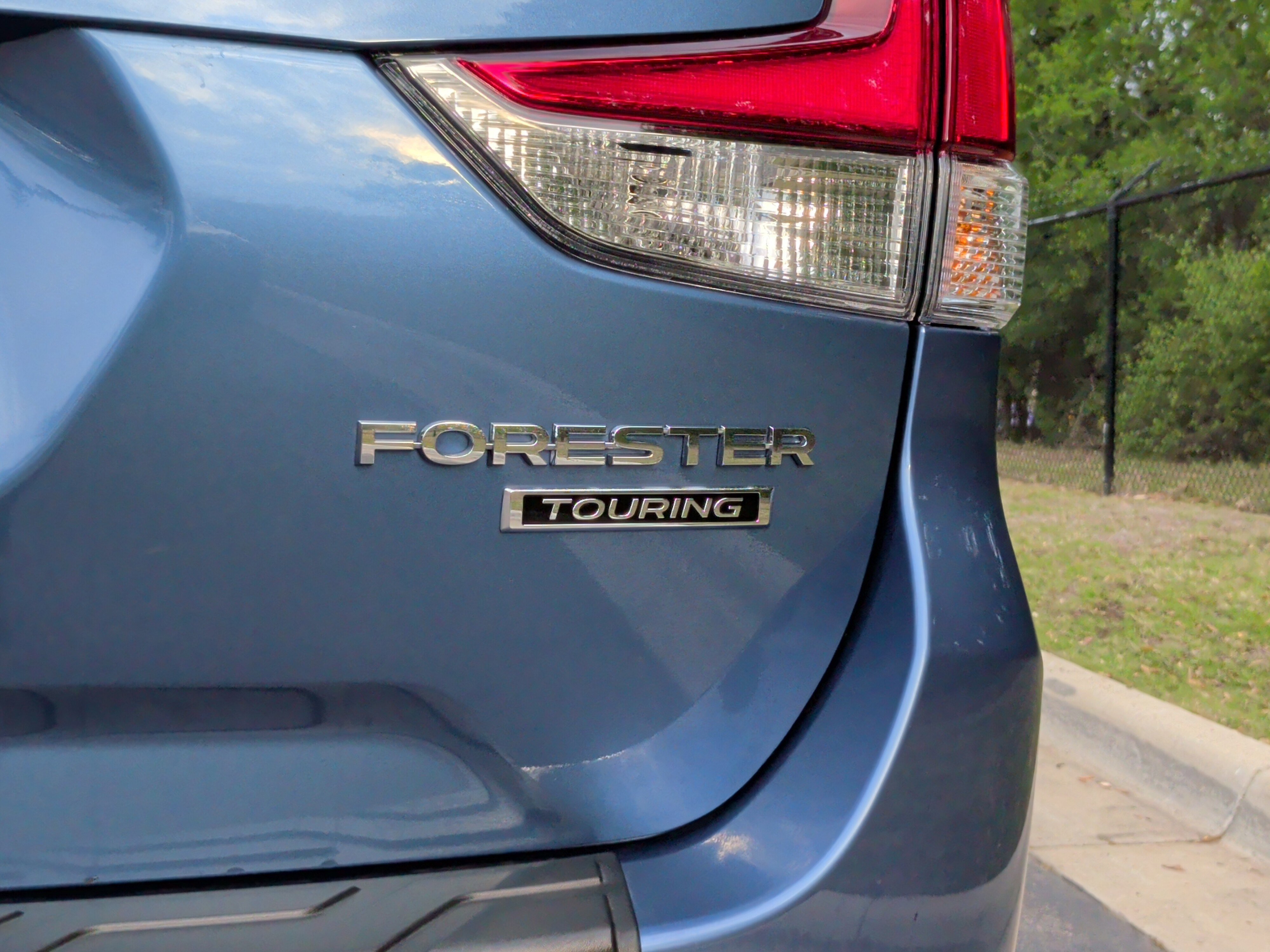 Used 2023 Subaru Forester Touring AWD/4WD image 12