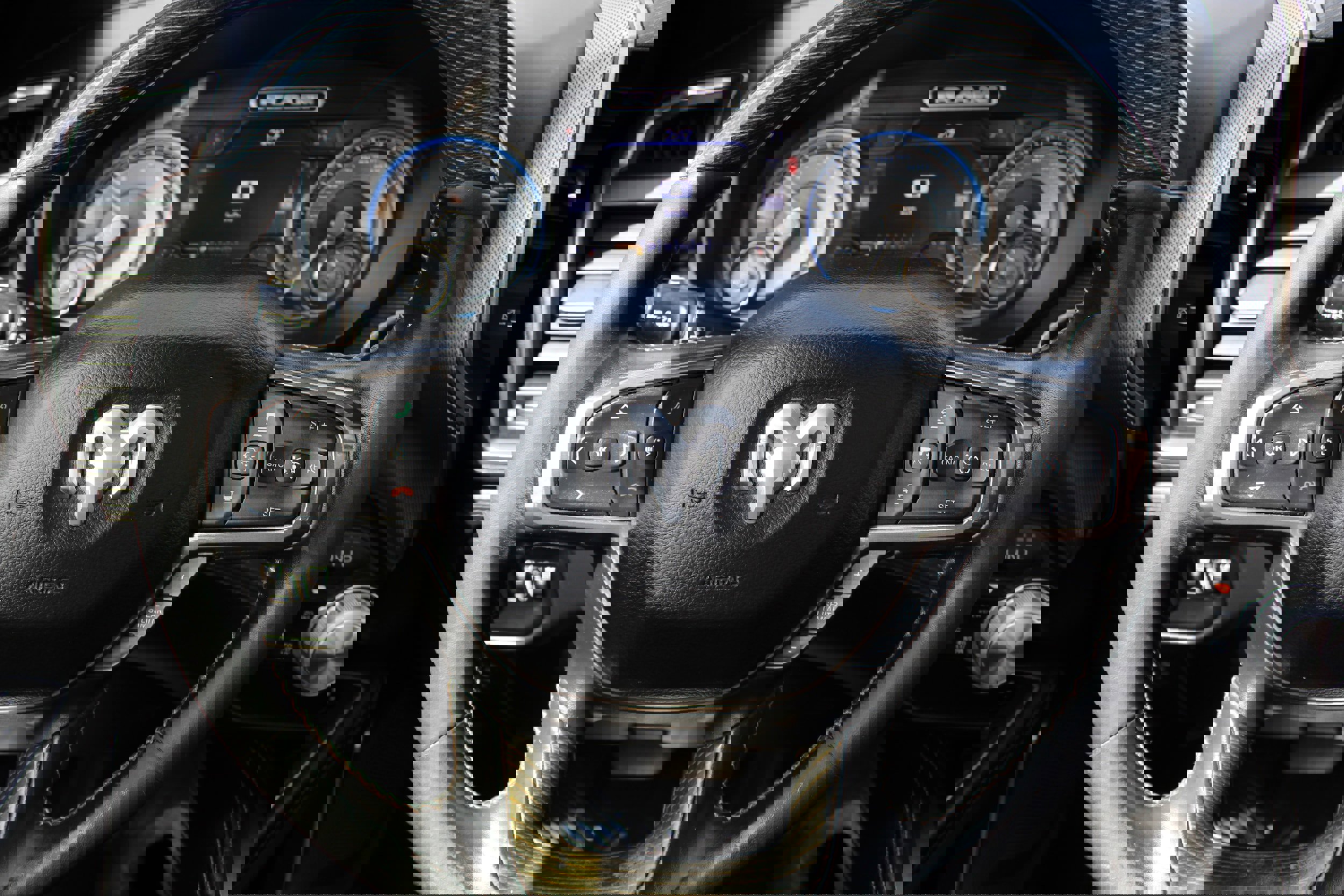 Used 2019 RAM 1500 Limited image 26