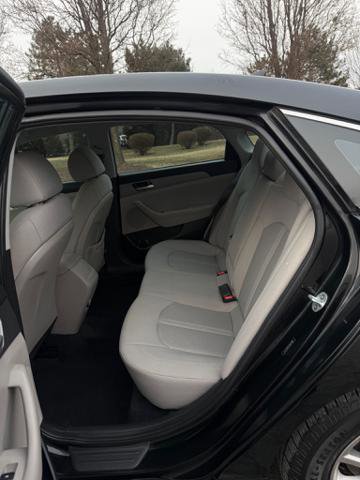 Used 2018 Hyundai Sonata SE image 11