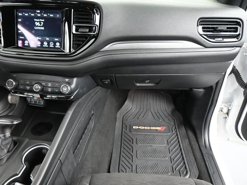 Used 2022 Dodge Durango SXT w/ Blacktop Package image 45