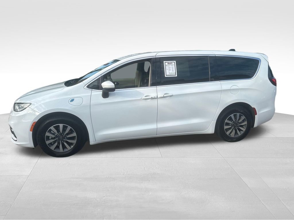 Used 2022 Chrysler Pacifica Touring-L FWD image 5